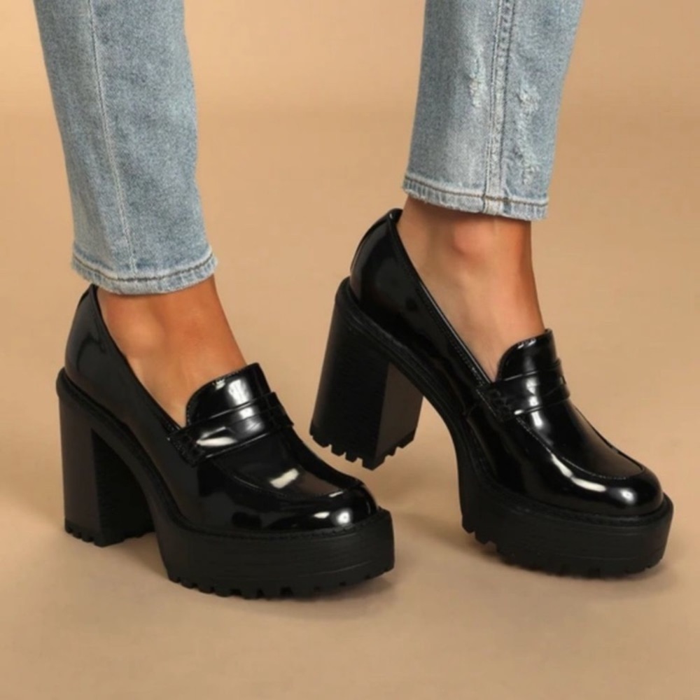 Madden Girl Kassidy lug sole platform black patent leather loader size 5.5